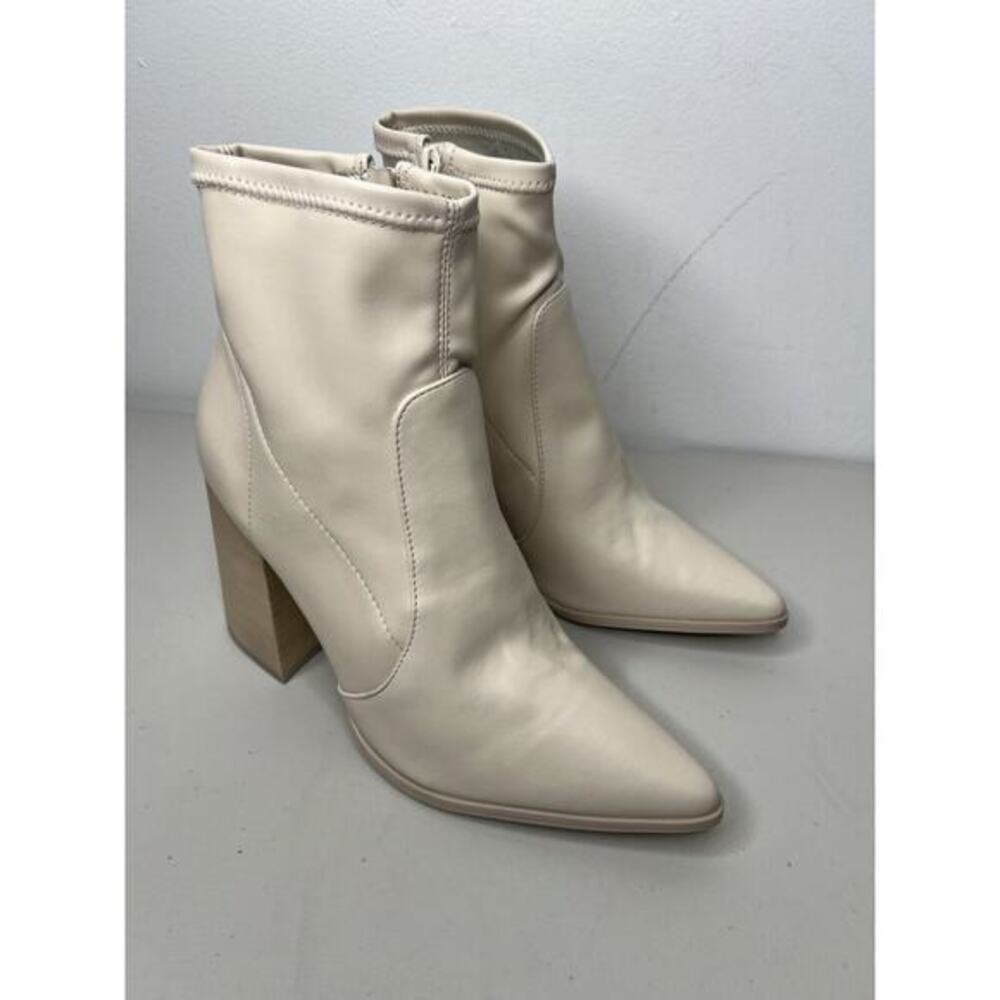 Steve Madden Womens Boots Touchdown in Bone Zip Closure Block Heel Size 10